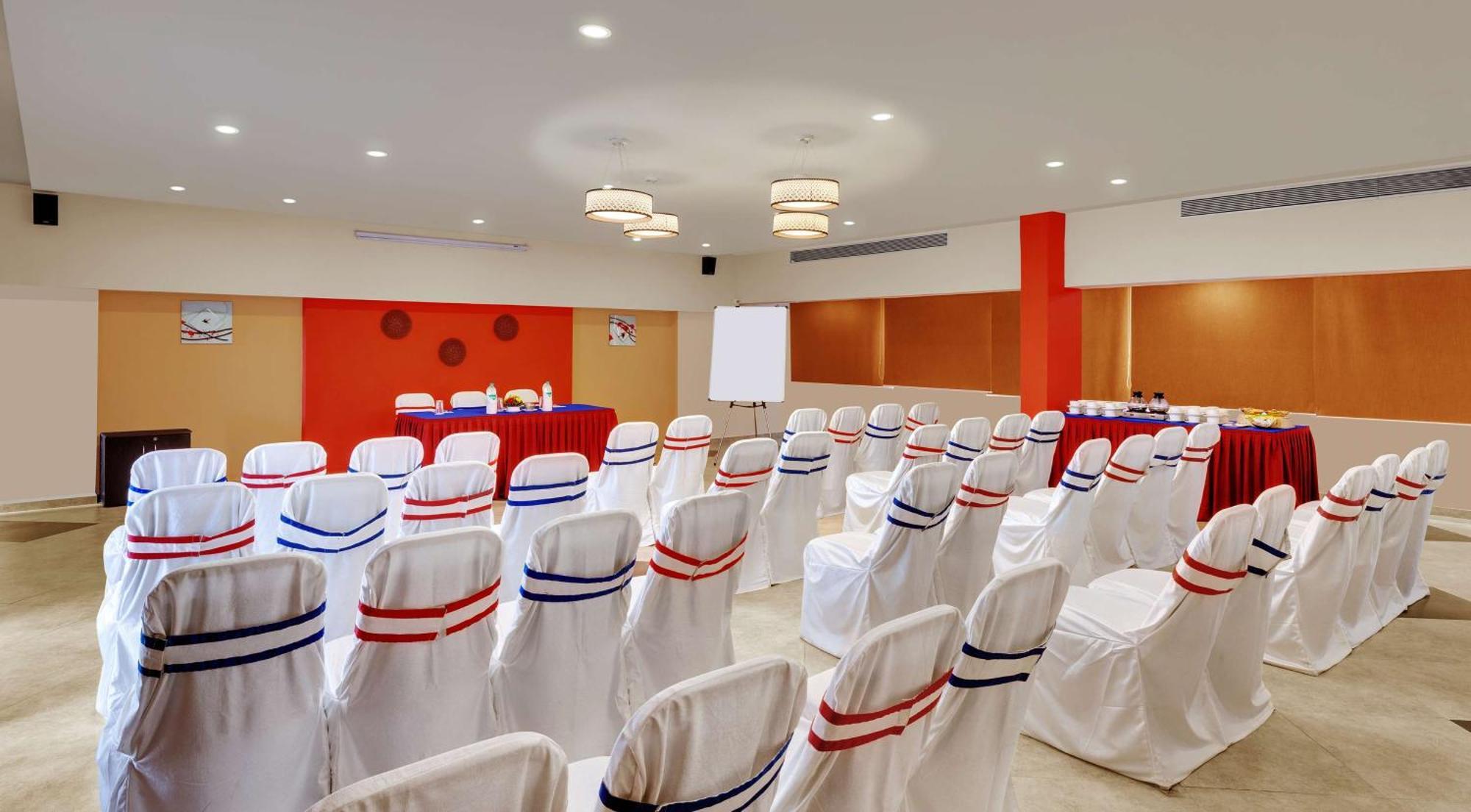 Surestay Plus By Best Western Amritsar Esterno foto