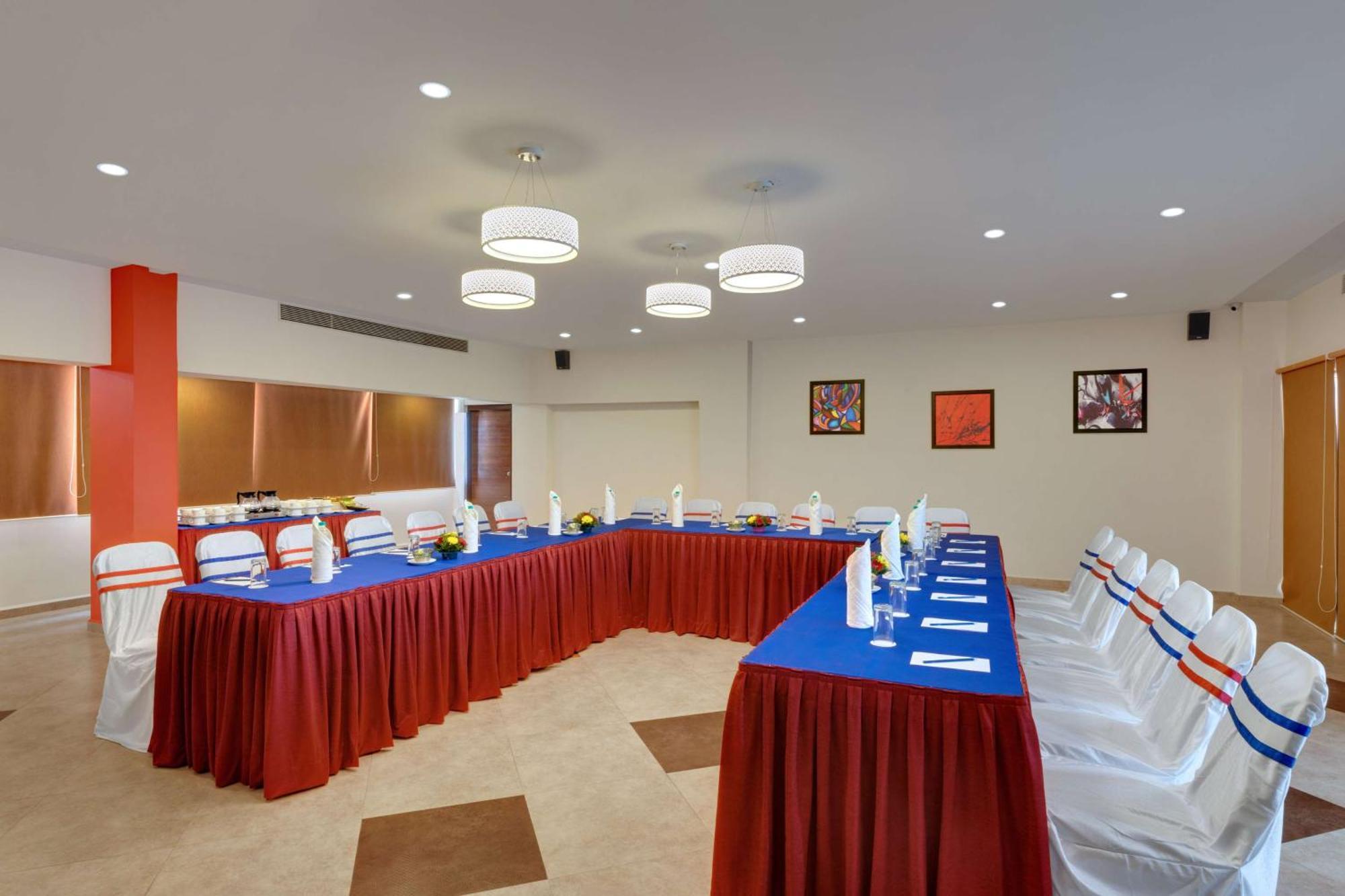 Surestay Plus By Best Western Amritsar Esterno foto