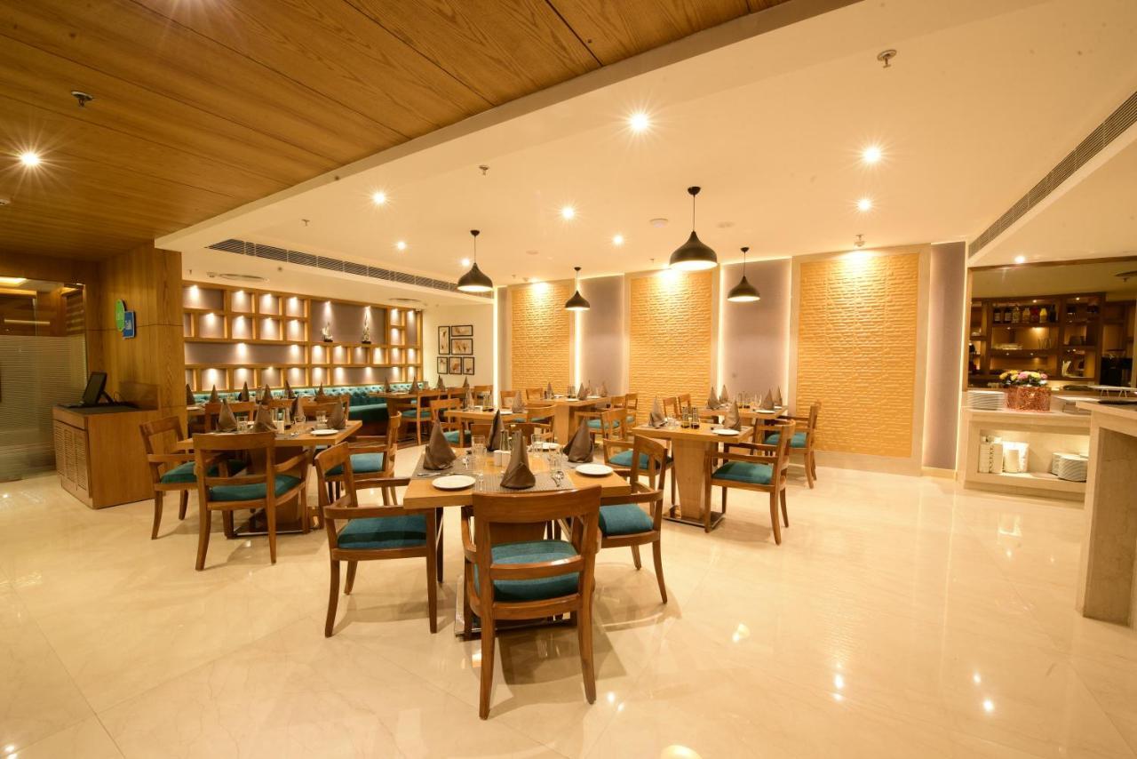 Surestay Plus By Best Western Amritsar Esterno foto