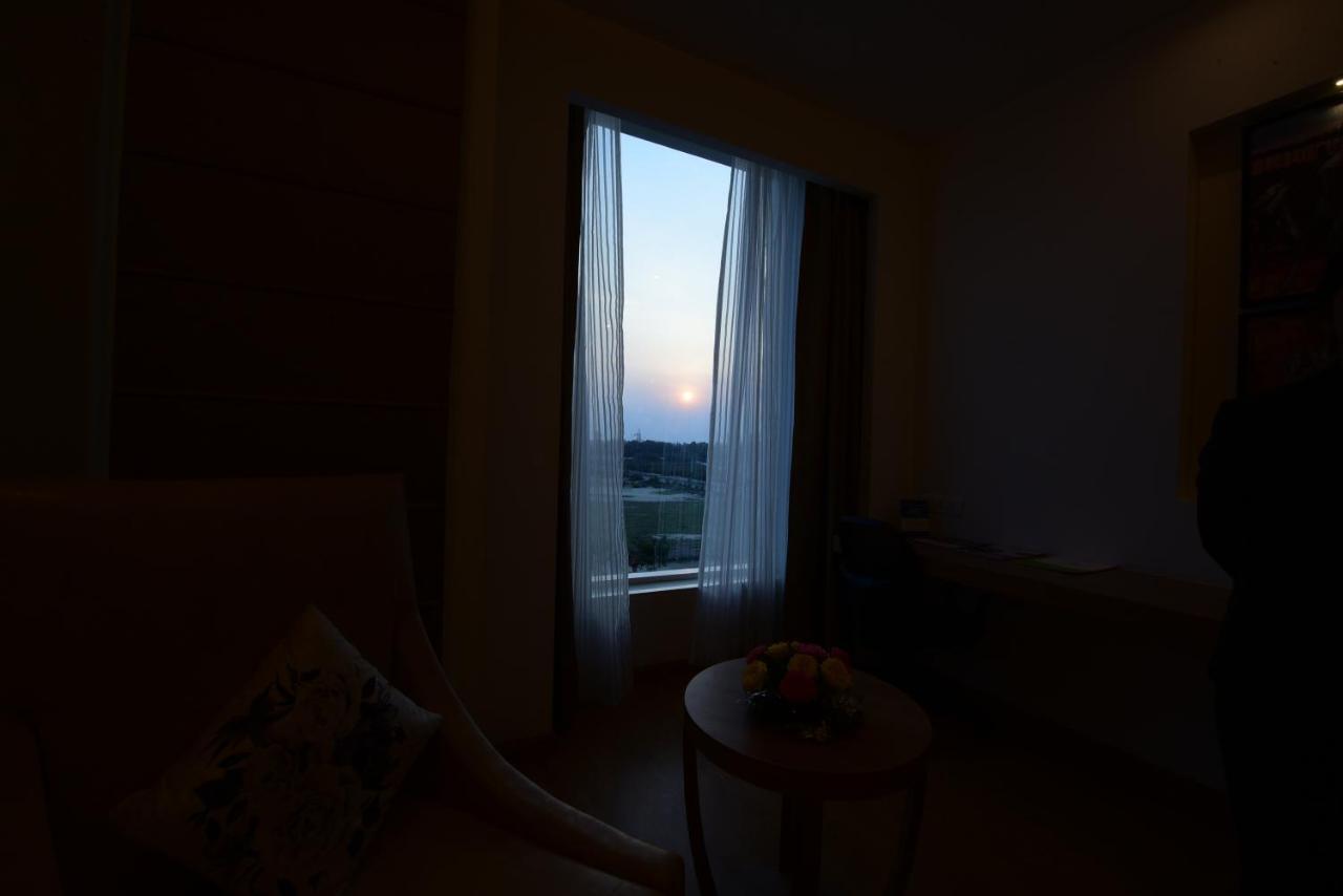 Surestay Plus By Best Western Amritsar Esterno foto