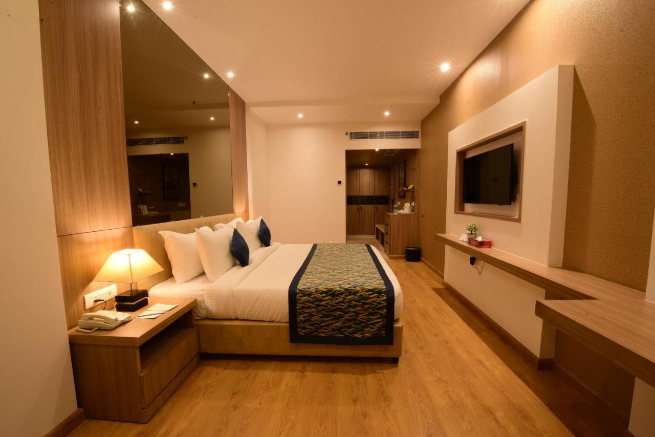 Surestay Plus By Best Western Amritsar Esterno foto